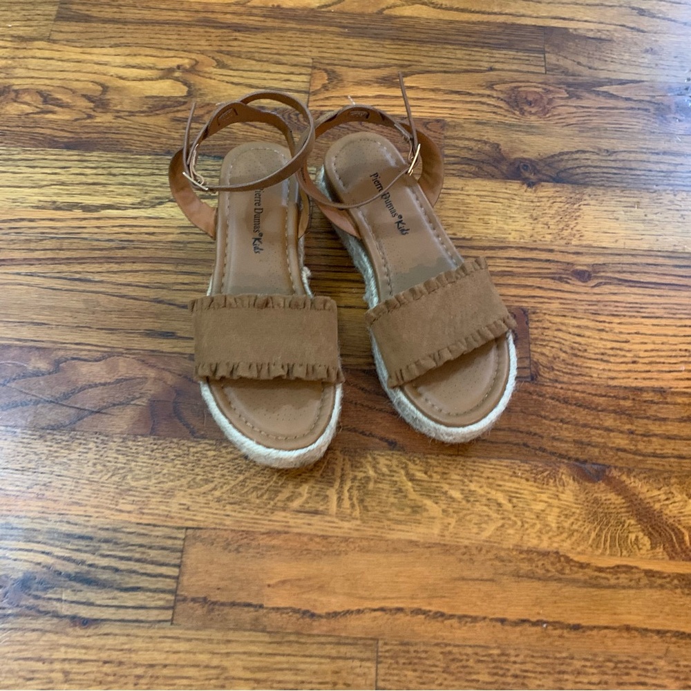 Pierre Dumas Strap Espadrilles Platform Summer Casual Wedges Sandals Shoes
Girls - Picture 16 of 16